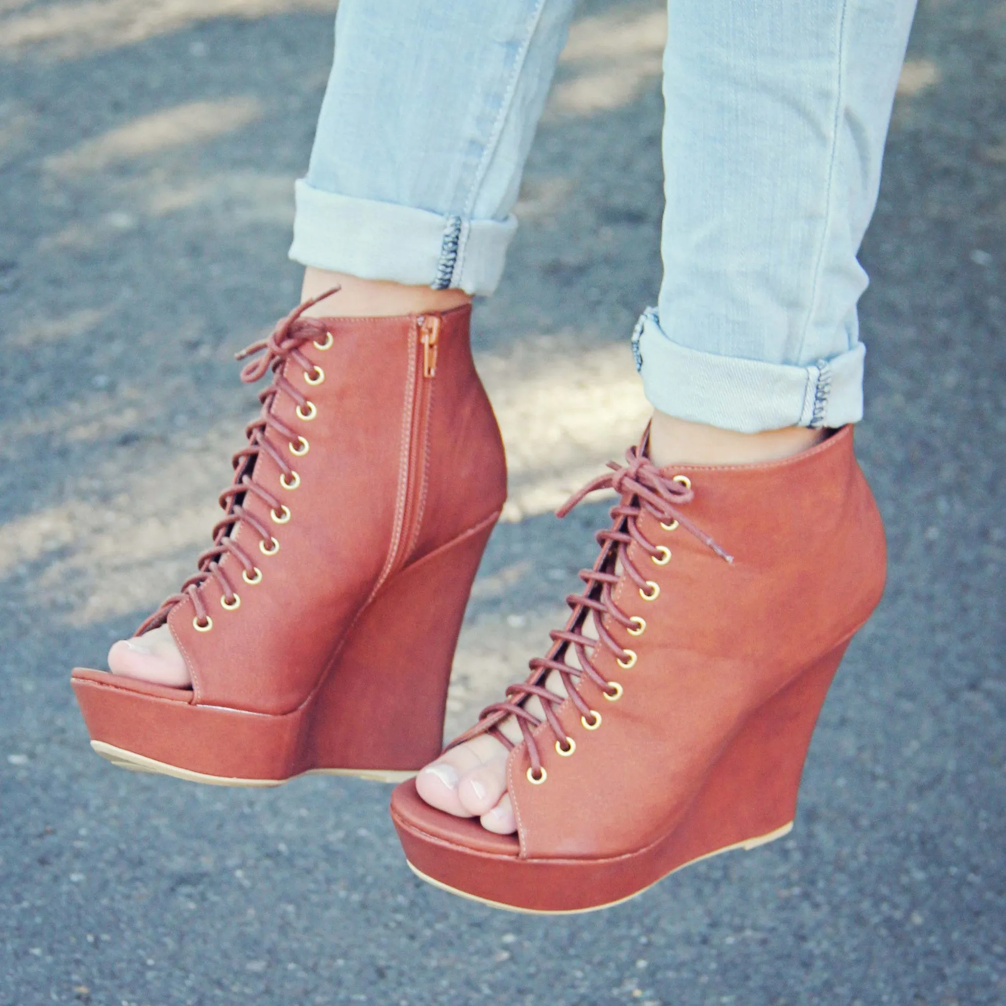 Whiskey & Tie Wedges