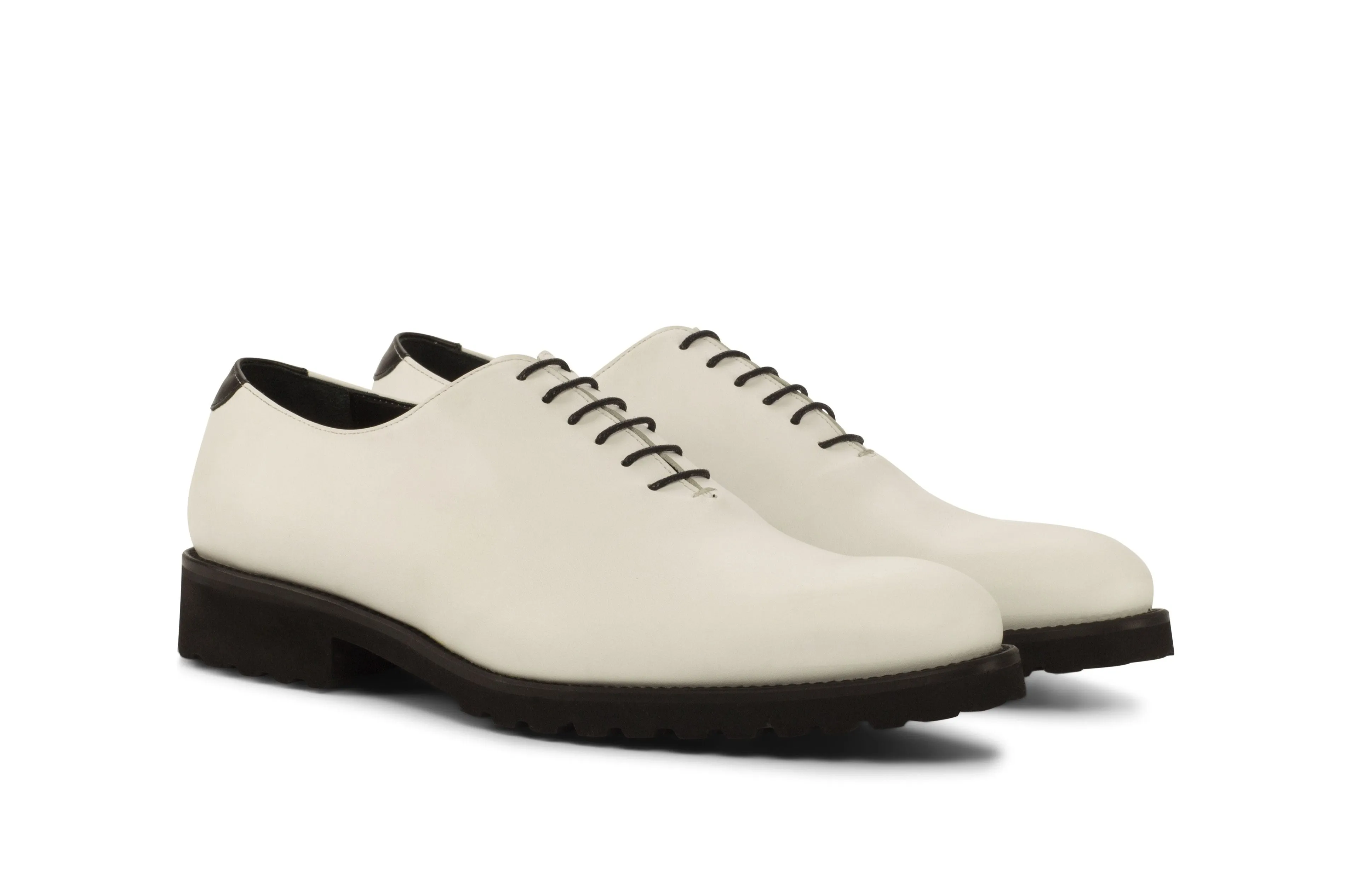 Wholecut Shoes ELVIS