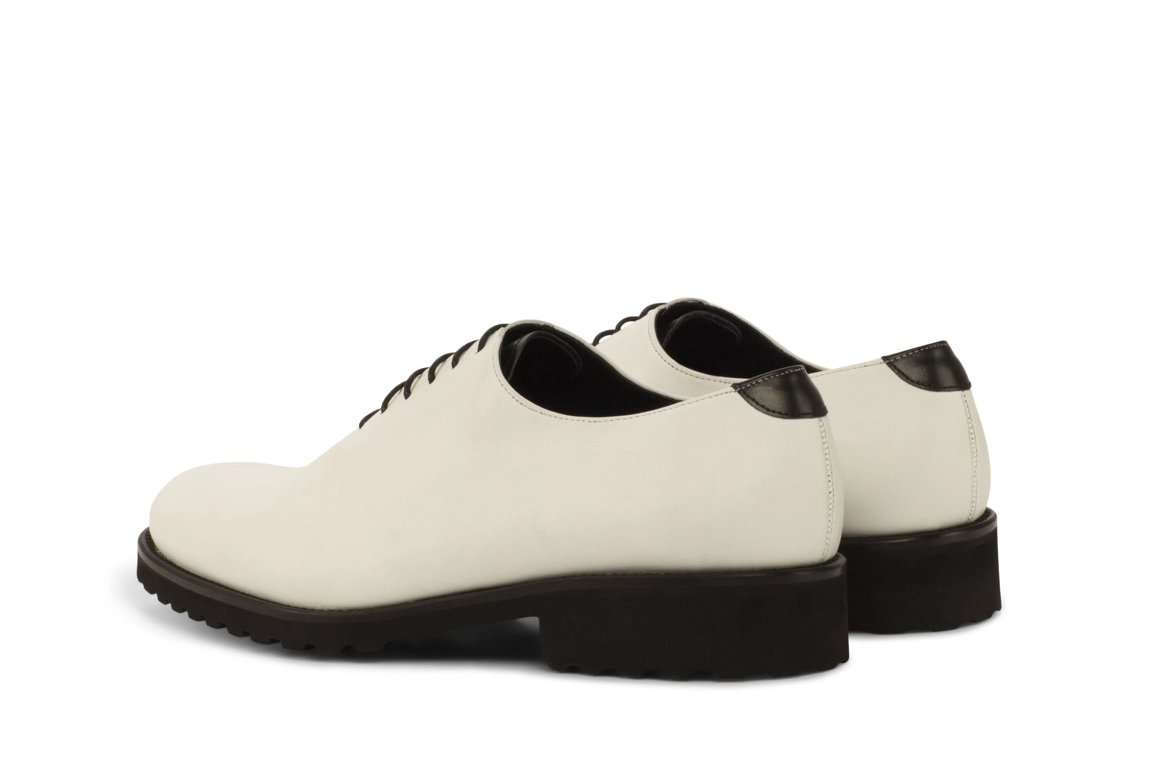 Wholecut Shoes ELVIS