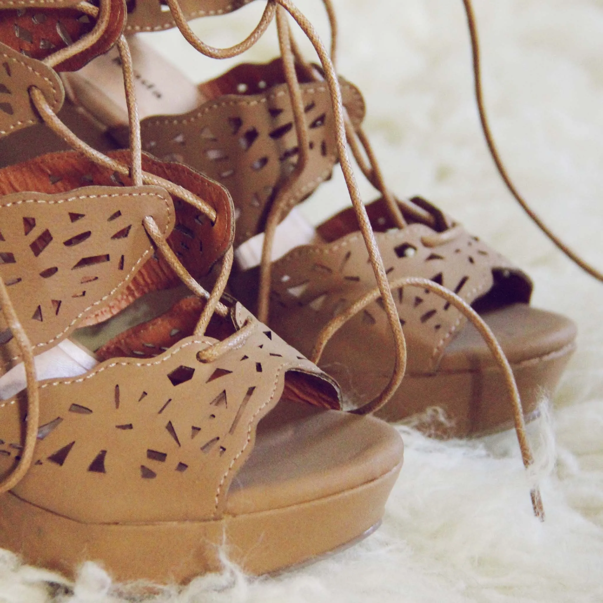 Willow & Fox Wedges