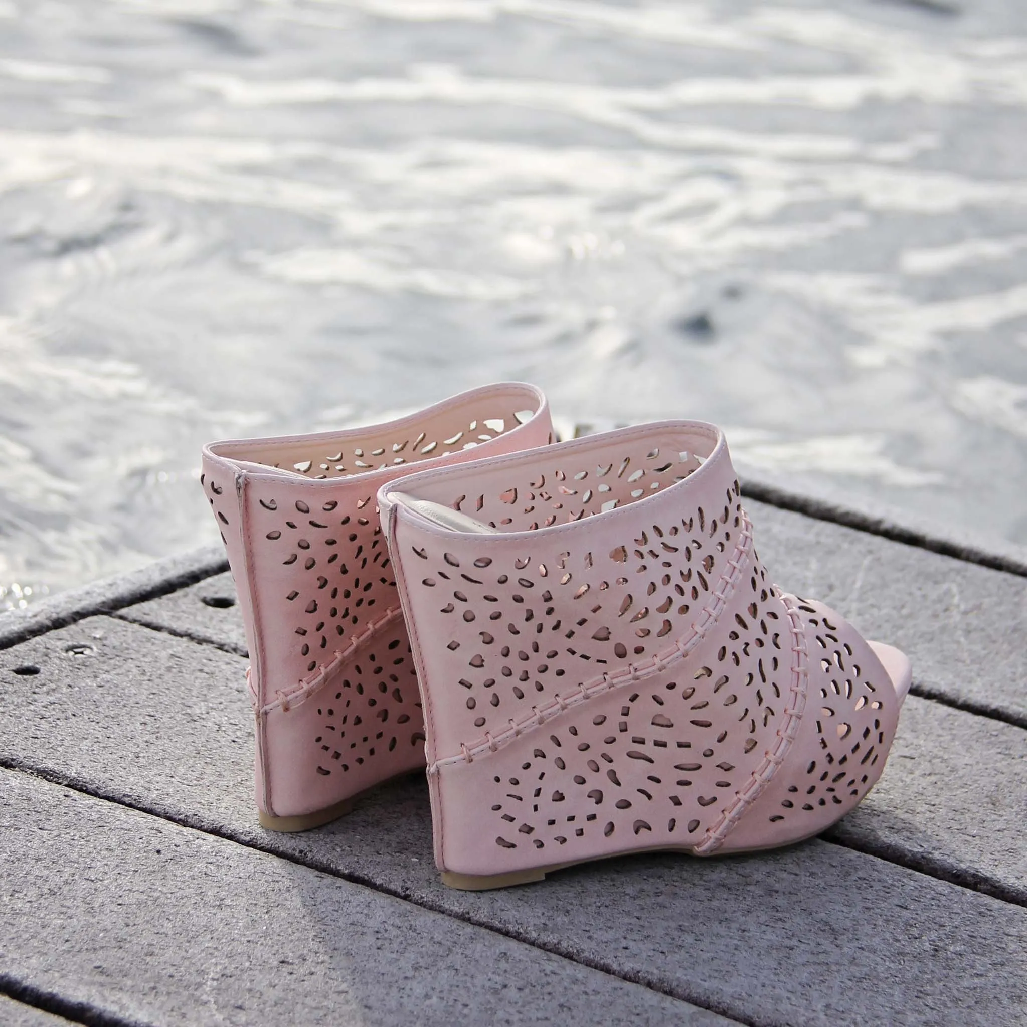 Willow Lace Wedges