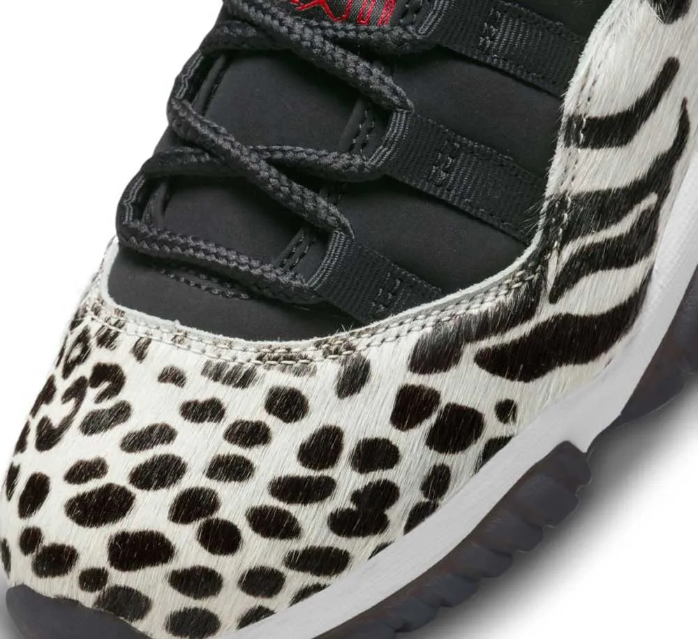 WOMENS AIR JORDAN 11 RETRO