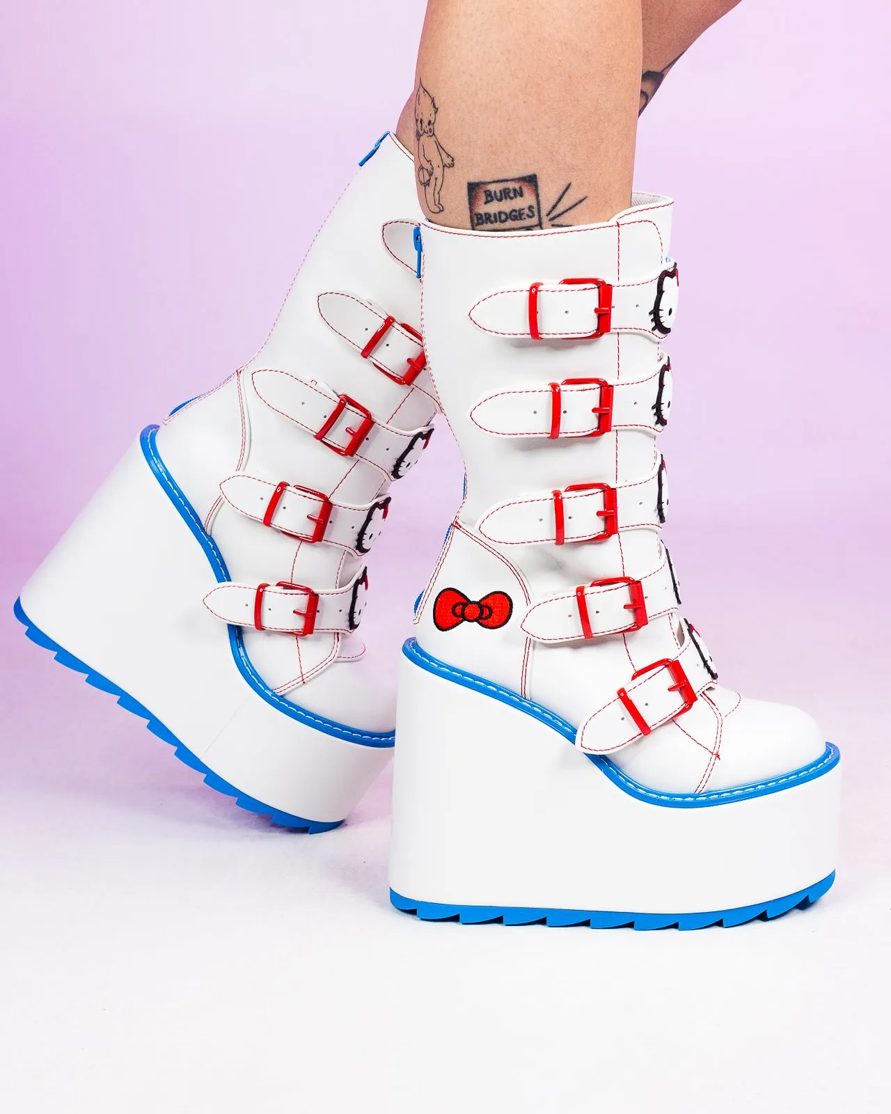 YRU x Hello Kitty Dune Boots